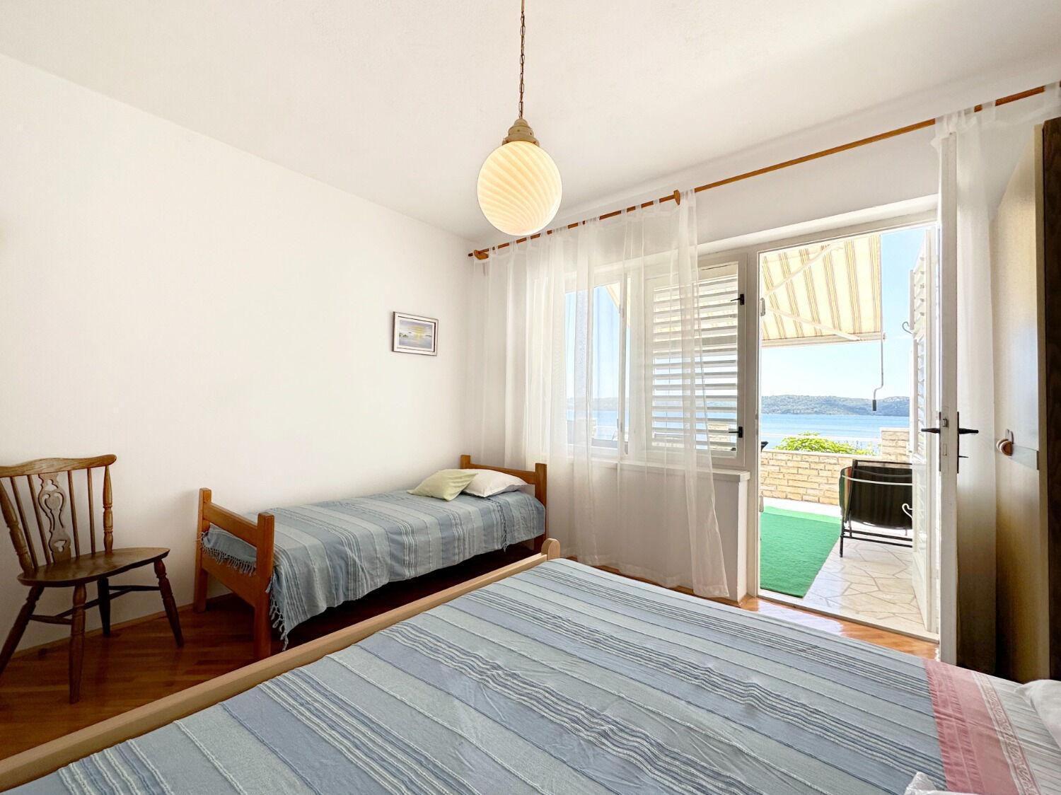 Apartments Mihaela トロギール エクステリア 写真
