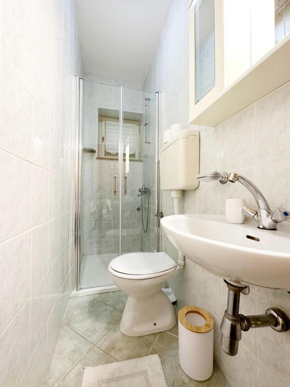 Apartments Mihaela トロギール エクステリア 写真