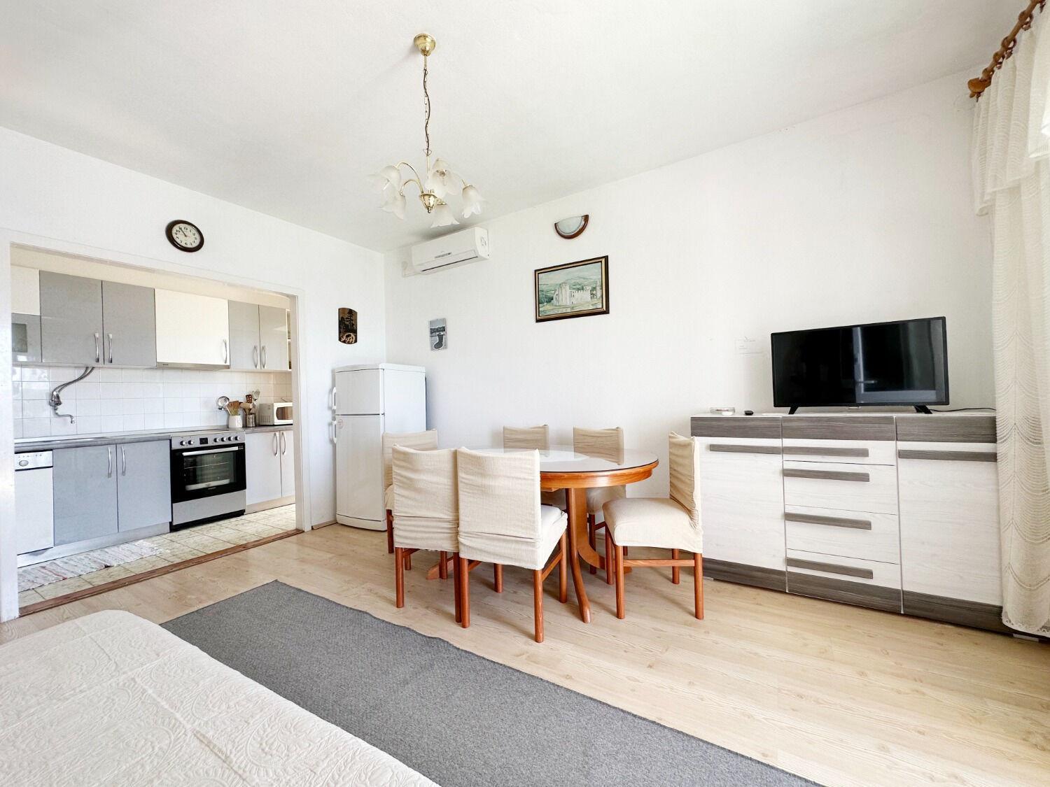 Apartments Mihaela トロギール エクステリア 写真
